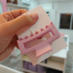 Broche en Forma de Rectangulito. - comprar online
