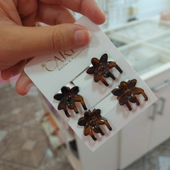 Blíster de Broches Marrones Chiquitos X4.