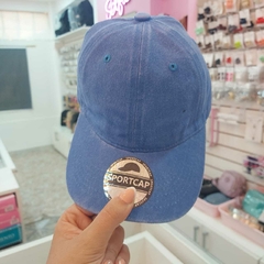 Gorra de Hombre Lisa Celeste. - comprar online