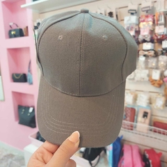 Gorra Lisa Reforzada. - Santa Rita Joyas y Accesorios