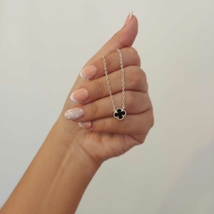 Conjunto Trébol Negro.