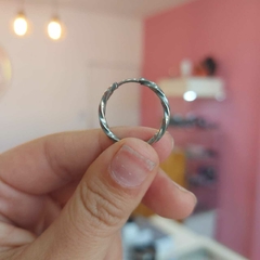 Argollitas Tipo Trenzadas. - Santa Rita Joyas y Accesorios