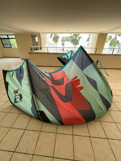 Kite Seminovo Duotone Neo SLS 2023 10m