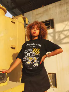 Camiseta Oversized Emostreet - STING LIKE A BEE
