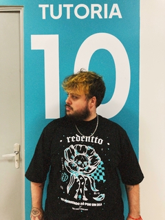 Camiseta Oversized Emostreet - Collab Redentto - MORRENDO POR 1 DIA na internet