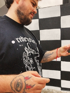 Camiseta Oversized Emostreet - Collab Redentto - FIM DE FESTA - loja online