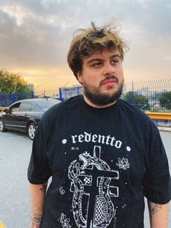 Camiseta Oversized Emostreet - Collab Redentto - FIM DE FESTA - Caju Vibes