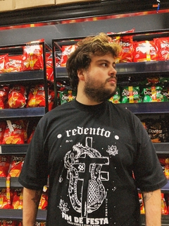 Camiseta Oversized Emostreet - Collab Redentto - FIM DE FESTA - comprar online