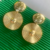 Brinco redondo detalhado folheado a ouro 18k - comprar online