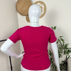 Imagem do T-shirt malha canelada viscose