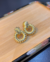 Brinco Dourado Argola Frontal Croissant
