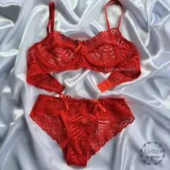 Conjunto Calcinha e Sutiã de Renda sem Bojo com Aro Lingerie Bruna na internet