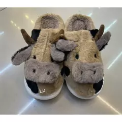 Pantufa Chinelo De Frio Adulto Vaca Vaquinha Peluda - comprar online