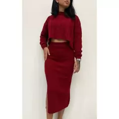 Conjunto Cropped trançado e saia midi com fenda de tricot fio mousse inverno 2023 moda blogueira - comprar online