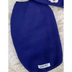 Roupa Pet Cachorro Soft Bouclê Peluciado na internet
