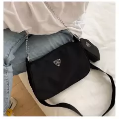bolsa feminina transversal com bolsinha corrente
