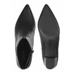 Bota Feminina GiGiL Bico Fino Cano Curto Saltinho Salto Baixo Médio Elástico Blogueira Moda Atual Confortável na internet