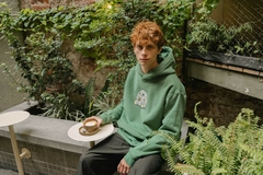 HOODIE KARMA VERDE “CUERDOS”