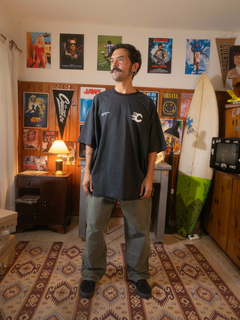 Remera OVERSIZE blaze negro “CUERDOS” - comprar online