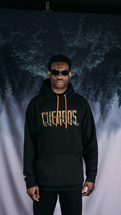 HOODIE talle M HUNT “CUERDOS”