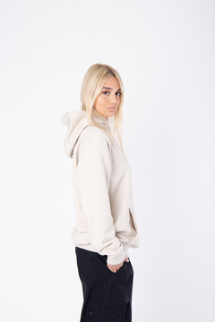HOODIE BORDADO UNISEX “VIEJASCUL” en internet