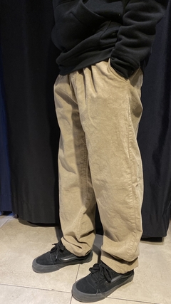 Imagen de PANTALÓN DE CORDEROY TREE + HOODIE OVERSIZE TEOD