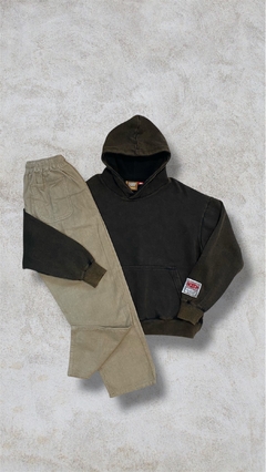 PANTALÓN DE CORDEROY TREE + HOODIE OVERSIZE TEOD
