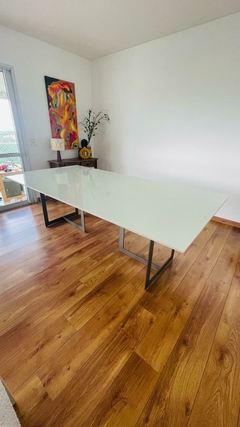 Mesa de jantar Roberta na internet