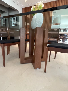 Mesa de jantar na internet