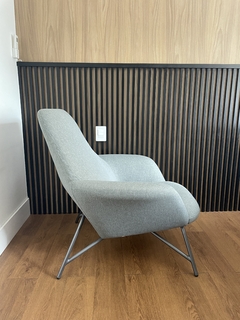 Poltrona Toulon com puff - Breton Circular