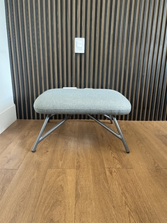 Poltrona Toulon com puff - comprar online