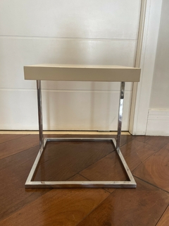 Mesa lateral na internet