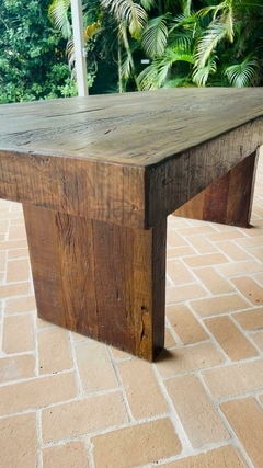 Mesa de jantar na internet