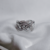 Anel Em Ouro branco 18k Com Diamantes. Em Estoque.
