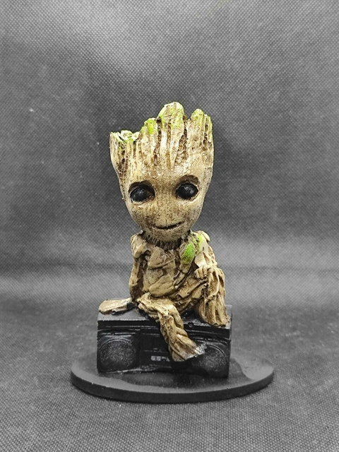 Groot Baby Sentado - Guardiões da Galáxia