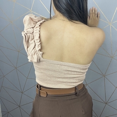 Imagem do Cropped Tricot Manga Nula Com Detalhes na Alça Avelã