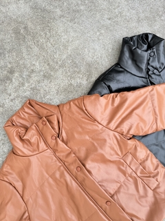 CAMPERA ENGOMADA LIZ