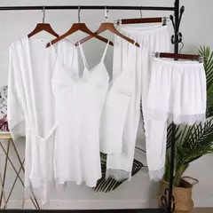 Pijamas de Satén de Encaje en internet