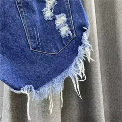 Shorts Cortos Agujerados