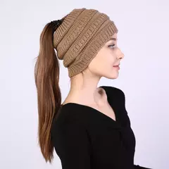 Gorro de Ganchillo para Mujer - TOKO Directo a tu Puerta