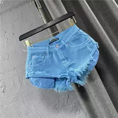 Shorts Cortos Rasgados con Borlas en internet