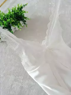 Camisón Sexy de Satén - TOKO Directo a tu Puerta