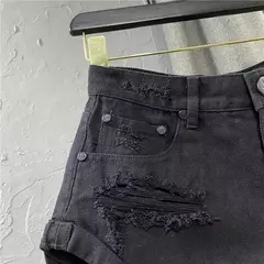 Shorts Cortos Agujerados - tienda en línea