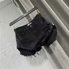 Shorts Cortos Agujerados