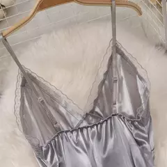 Pijama Ajustada Sexy en internet