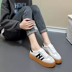 Tenis Triple Line