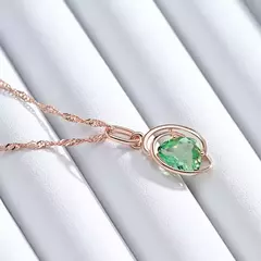 Collar Piedra Verde en internet