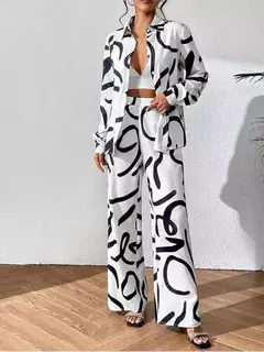 Conjunto con estampado elegante para mujer en internet