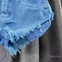 Shorts Cortos Rasgados con Borlas - tienda en línea