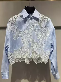 Camisa Elegante de Encaje